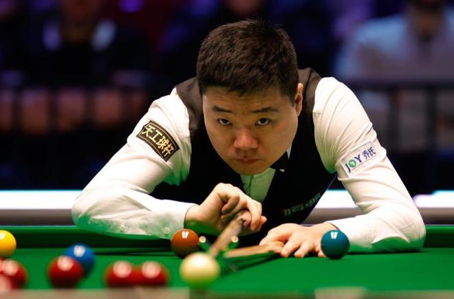 冷靜晃過比 冷靜晃過比