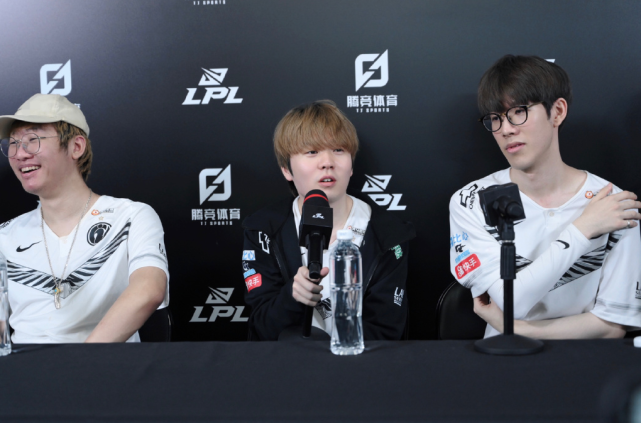 其个人的 其个人的